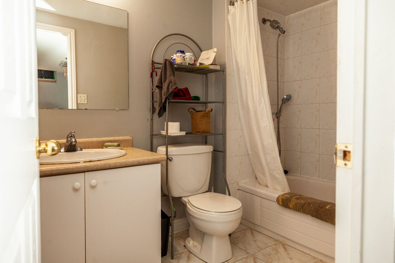 5 Belwood Boulevard Unit: Bsmt