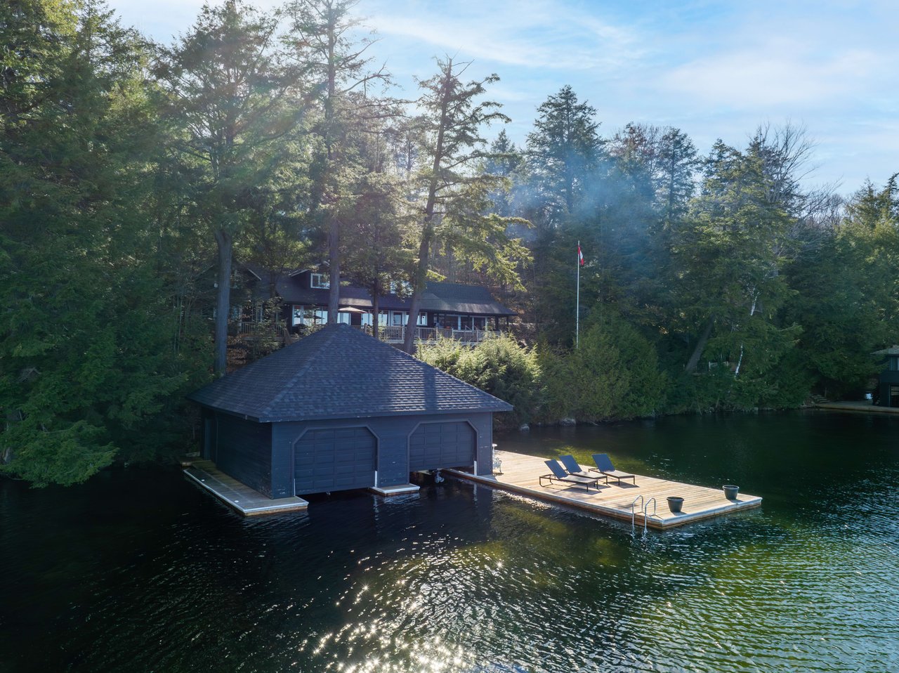 Foots Bay Cottage Lake Joseph