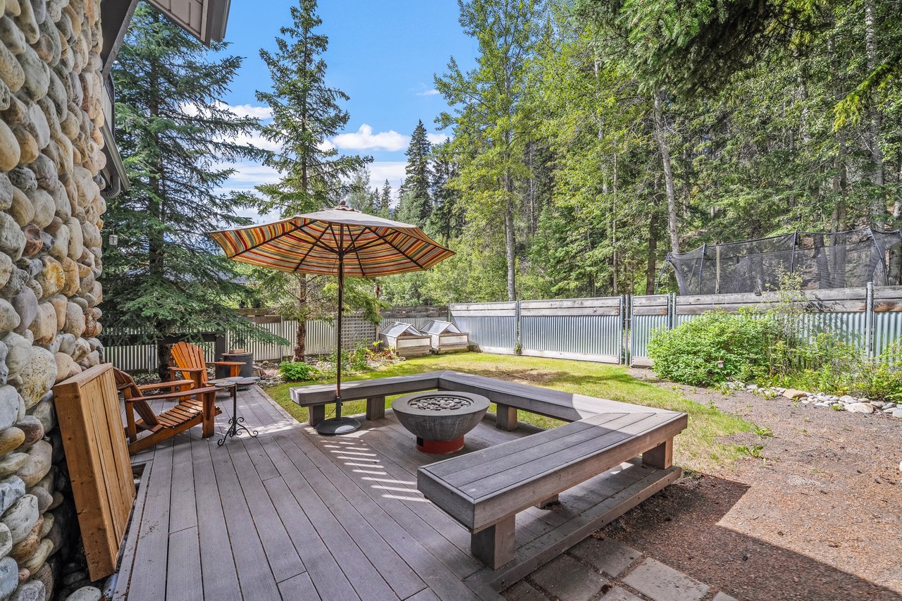 140 Rundle Crescent