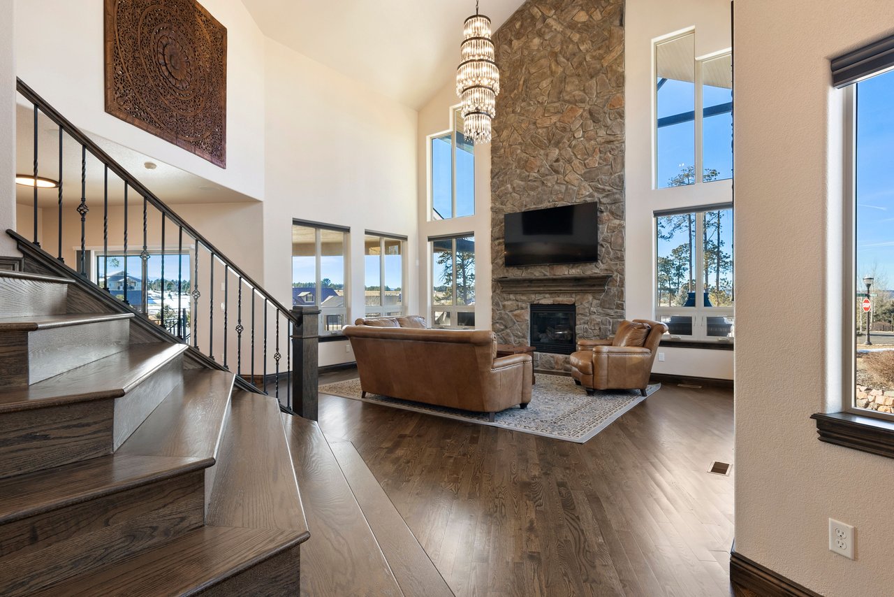 17576 Cabin Hill Lane