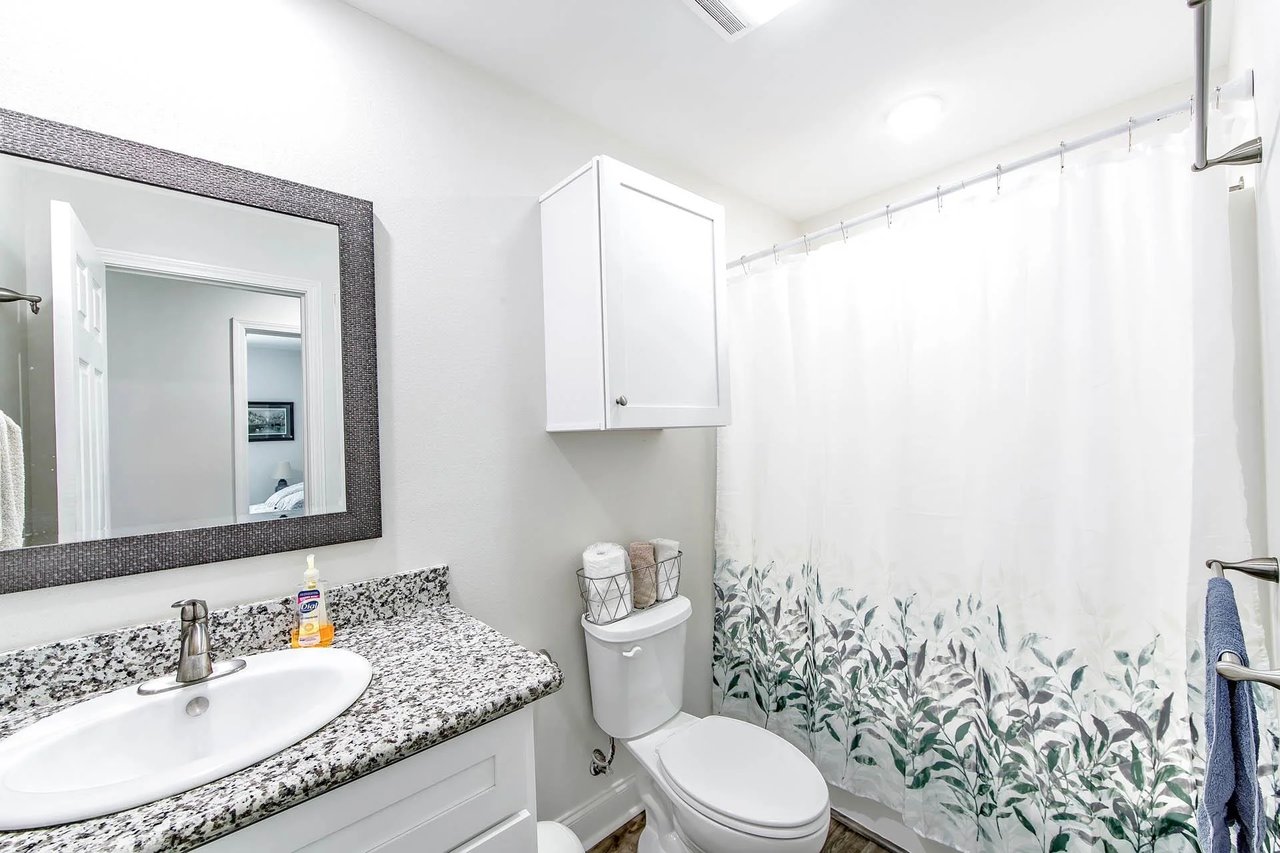 221 Darwen Dr