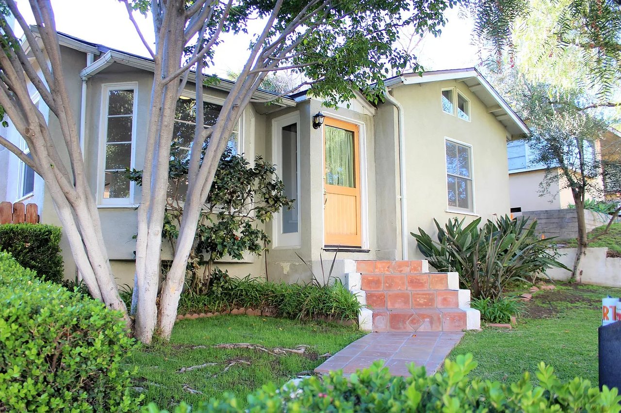 3741 Globe Ave