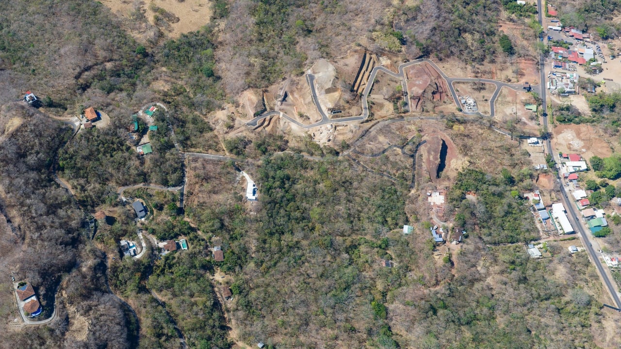 Upper Lot 4 - Palo Vista Development - Near Huacas