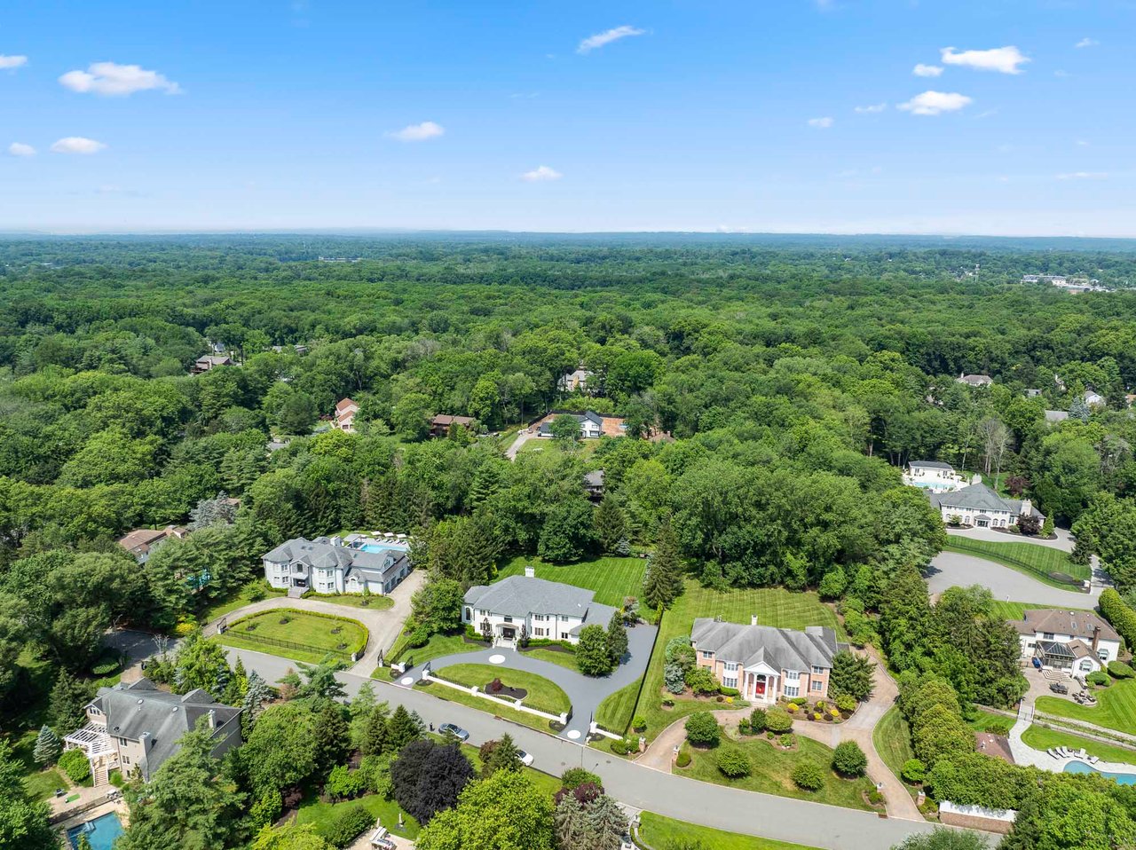 85 Sherwood Rd