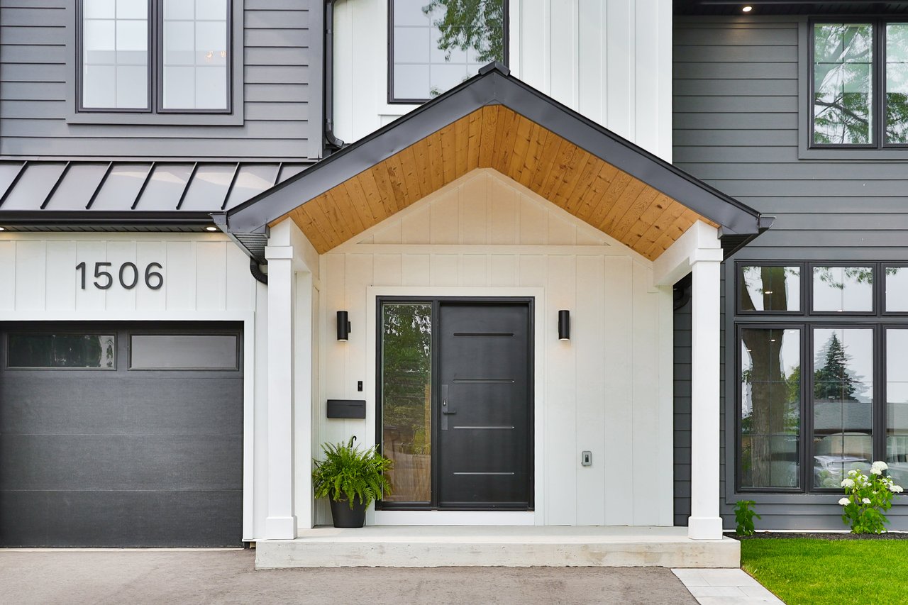 1506 Newlands Crescent, Burlington