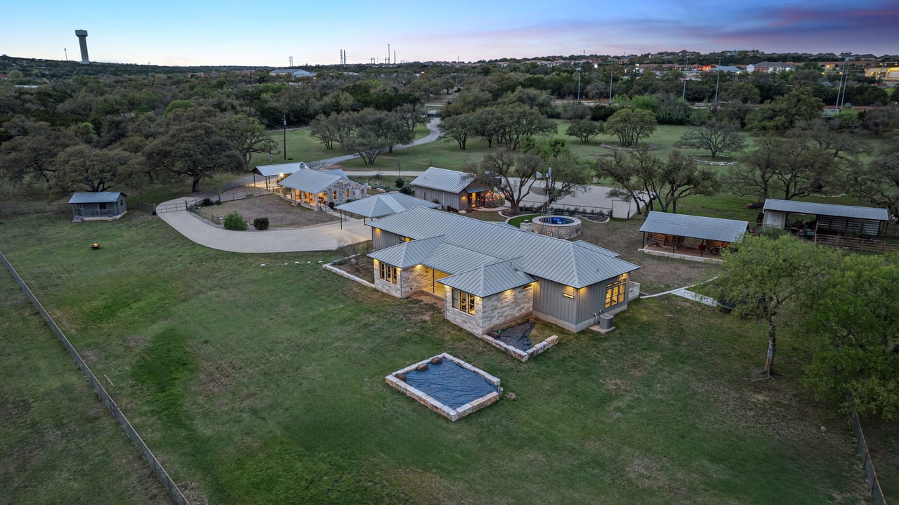 4813 Twin Acres Road