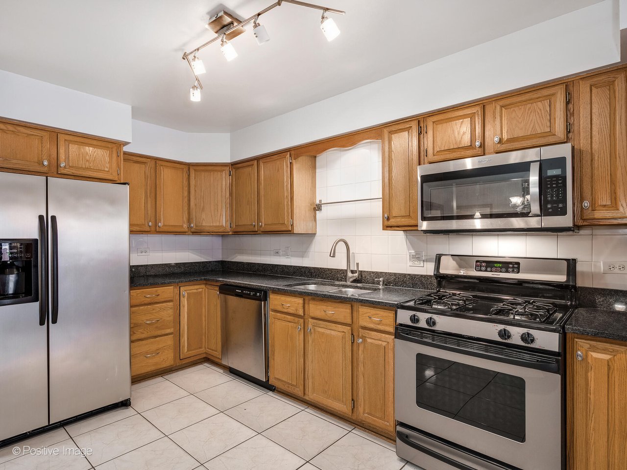 7410 W Lawrence Ave Unit 115