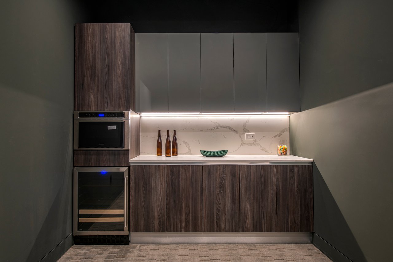 1845 Coldwater Canyon Dr