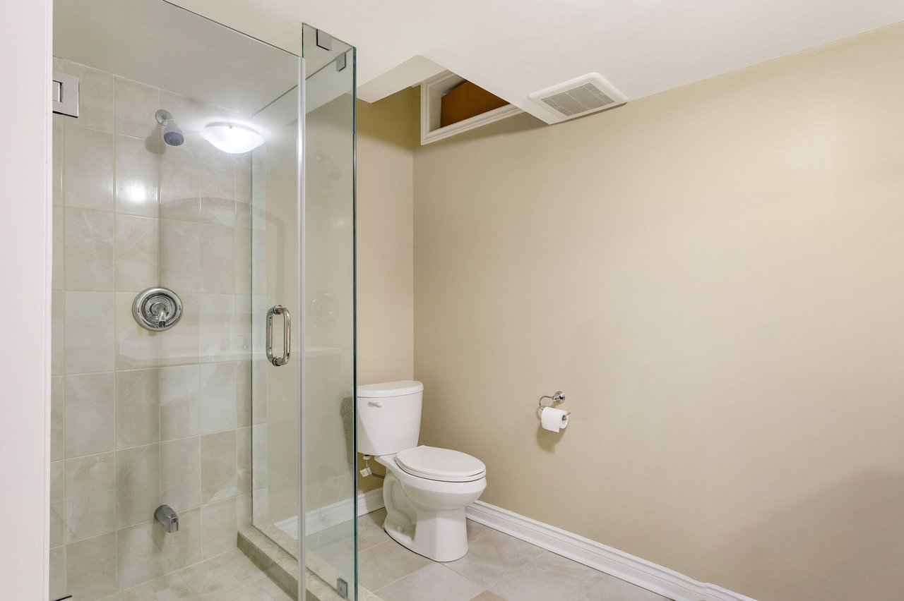 3137 Countess Crescent