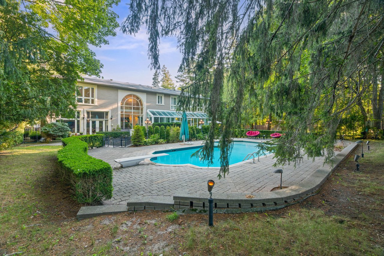 Neoclassical Residence
