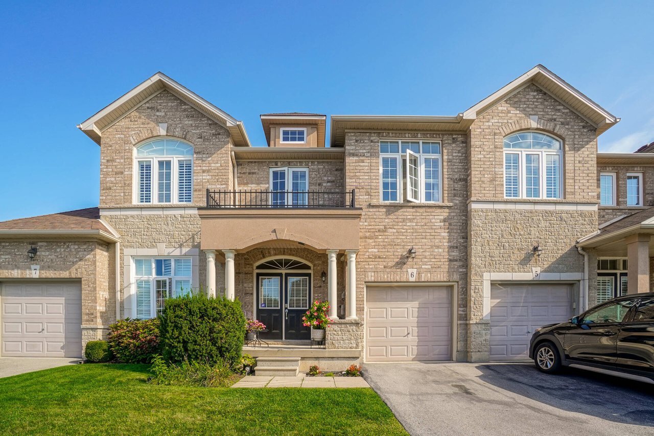 Beautiful Townhome in Ancaster