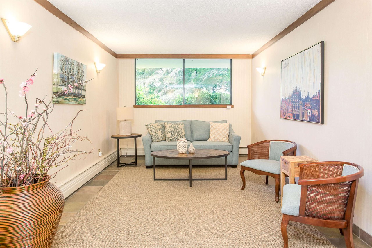 203-1390 Duchess Ave