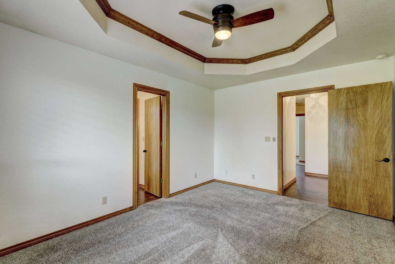 1205 Windsor Place