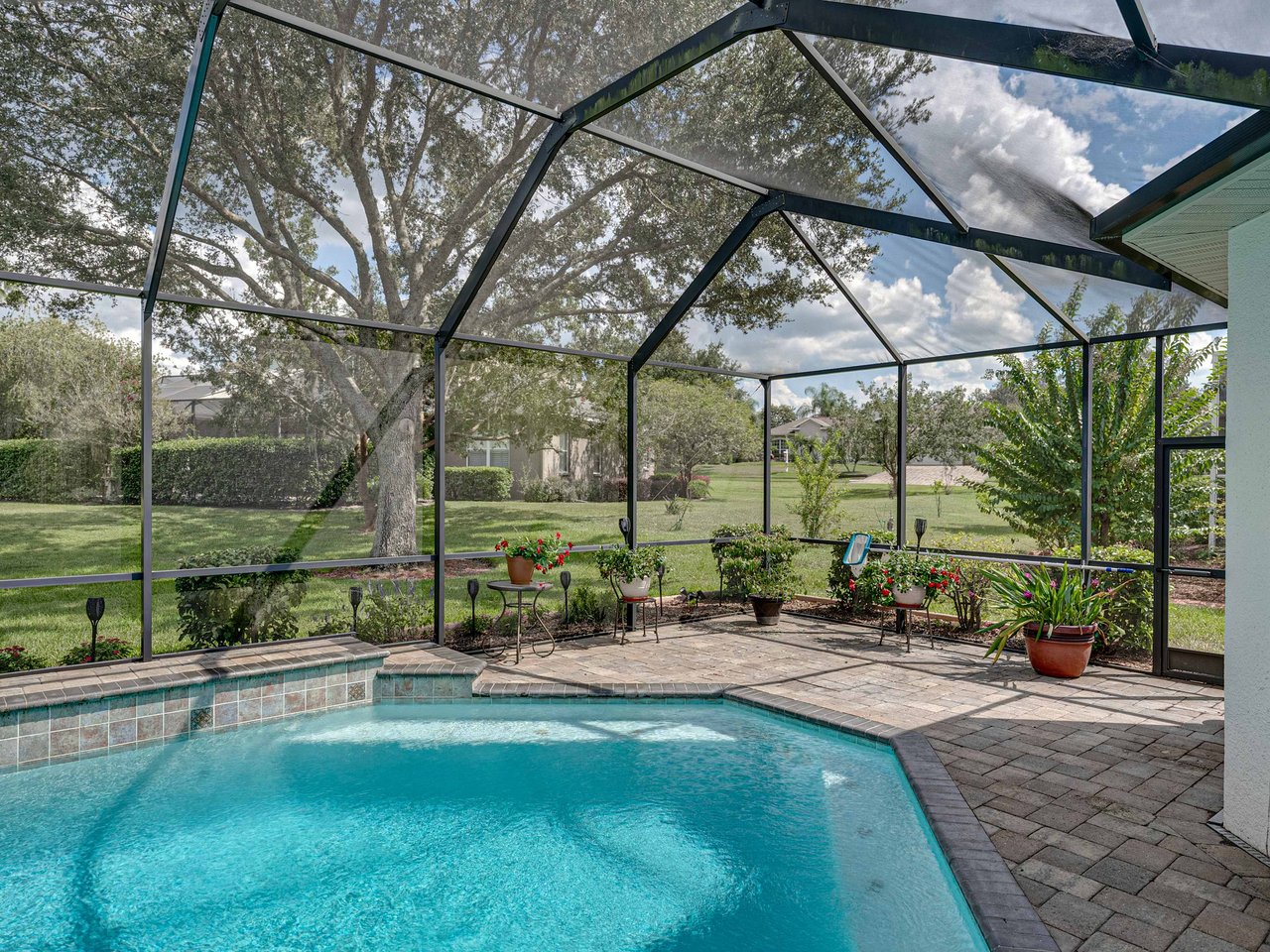 13228 THOROUGHBRED DR