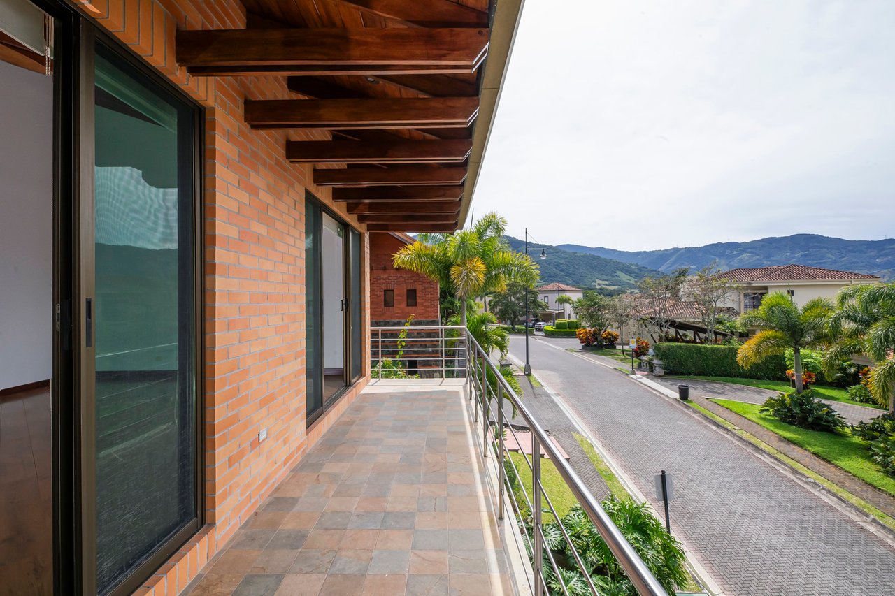 Terrace View Colonial Home, Escazu, San Jose