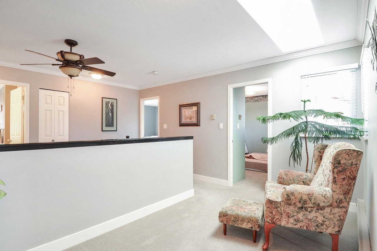 23003 Apple Grove