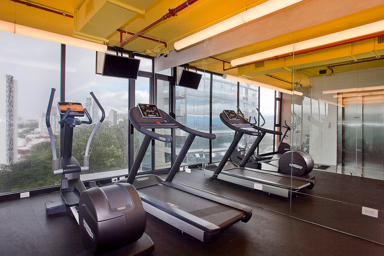 Panoramic View Luxury Penthouse, Sabana and Rohrmoser, San Jose