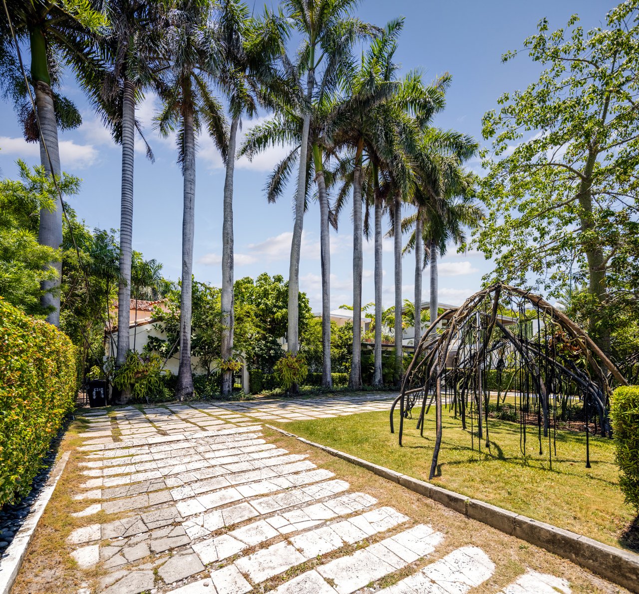 5215 Pine Tree Miami Beach