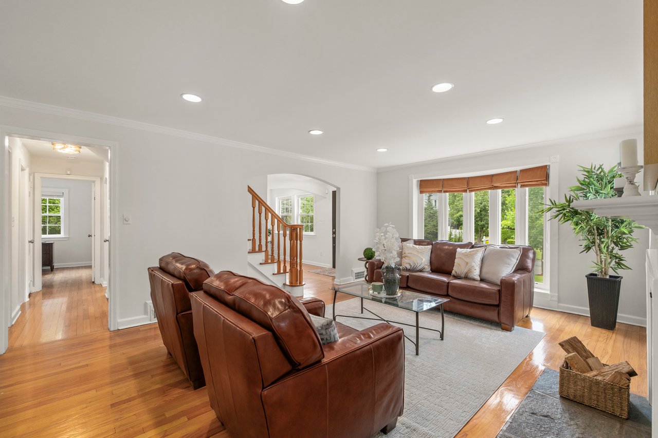 Timeless Elegance. Premier Deerfield Location. Exceptional Living.