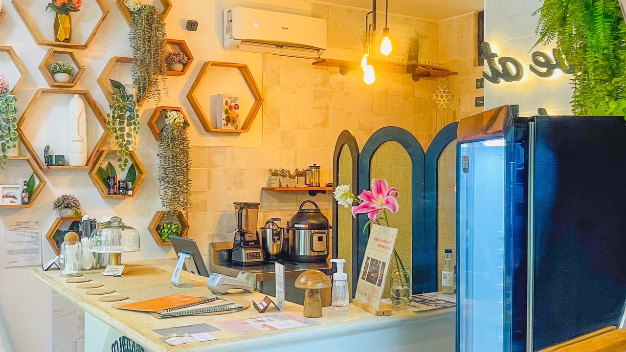 Juice Bar for Sale in Ojochal, Costa Rica | Turnkey Business Opportunity