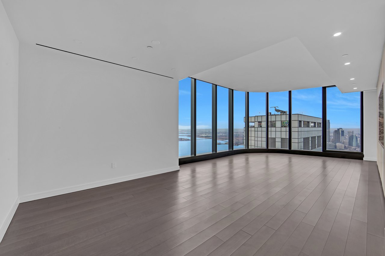 The Greenwich - Unit 71D