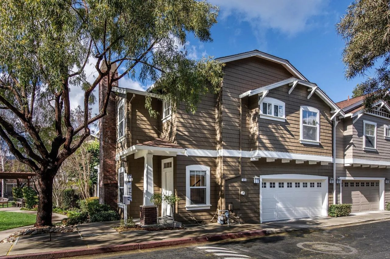 175 Cuesta De Los Gatos