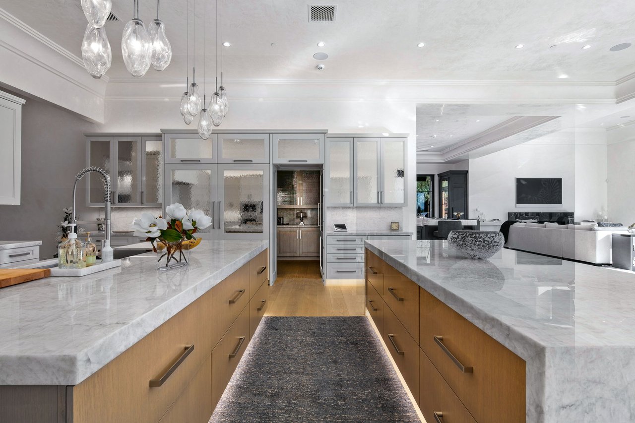 10927 E Windgate Pass Drive, 1519