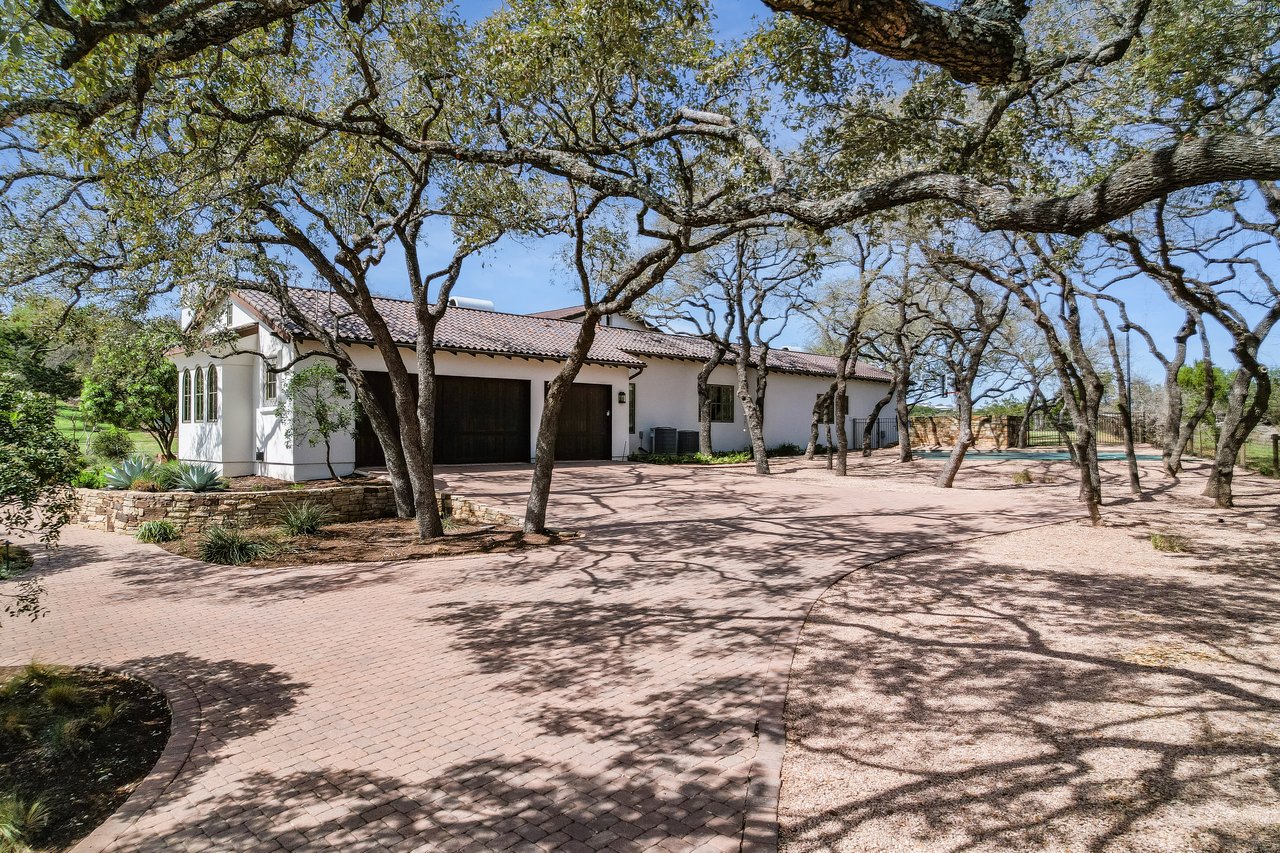 Spanish Oaks Hacienda