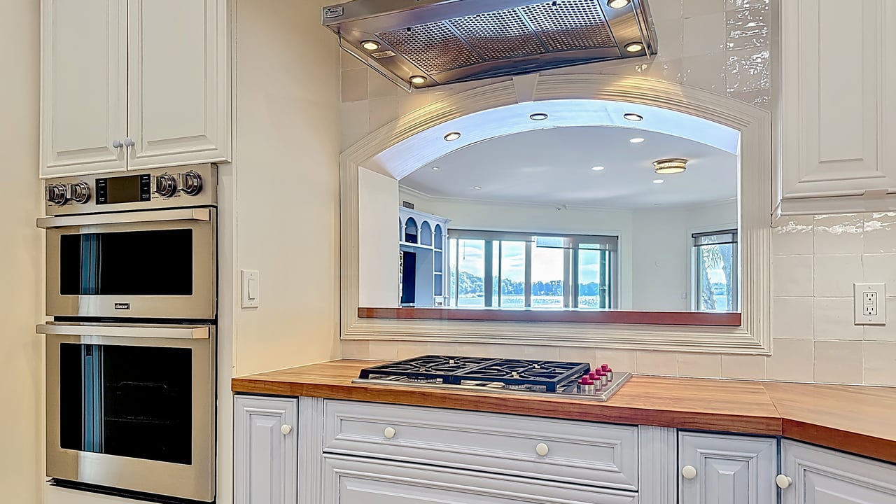 Elegant Lake Virginia Residence in Winter Park's Perle du Lac