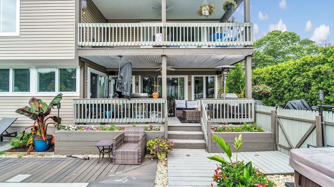 7 Tarpon Rd