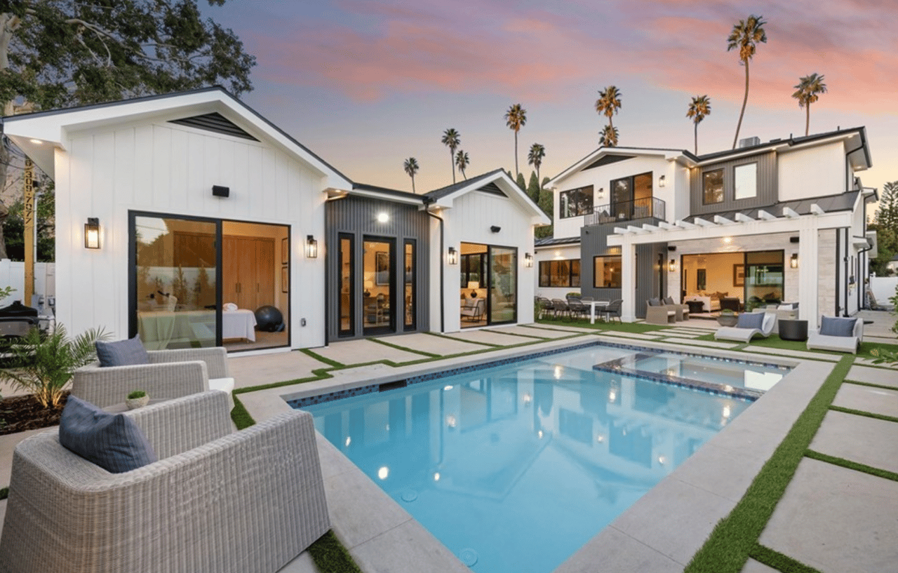 OFF MARKET, Brentwood