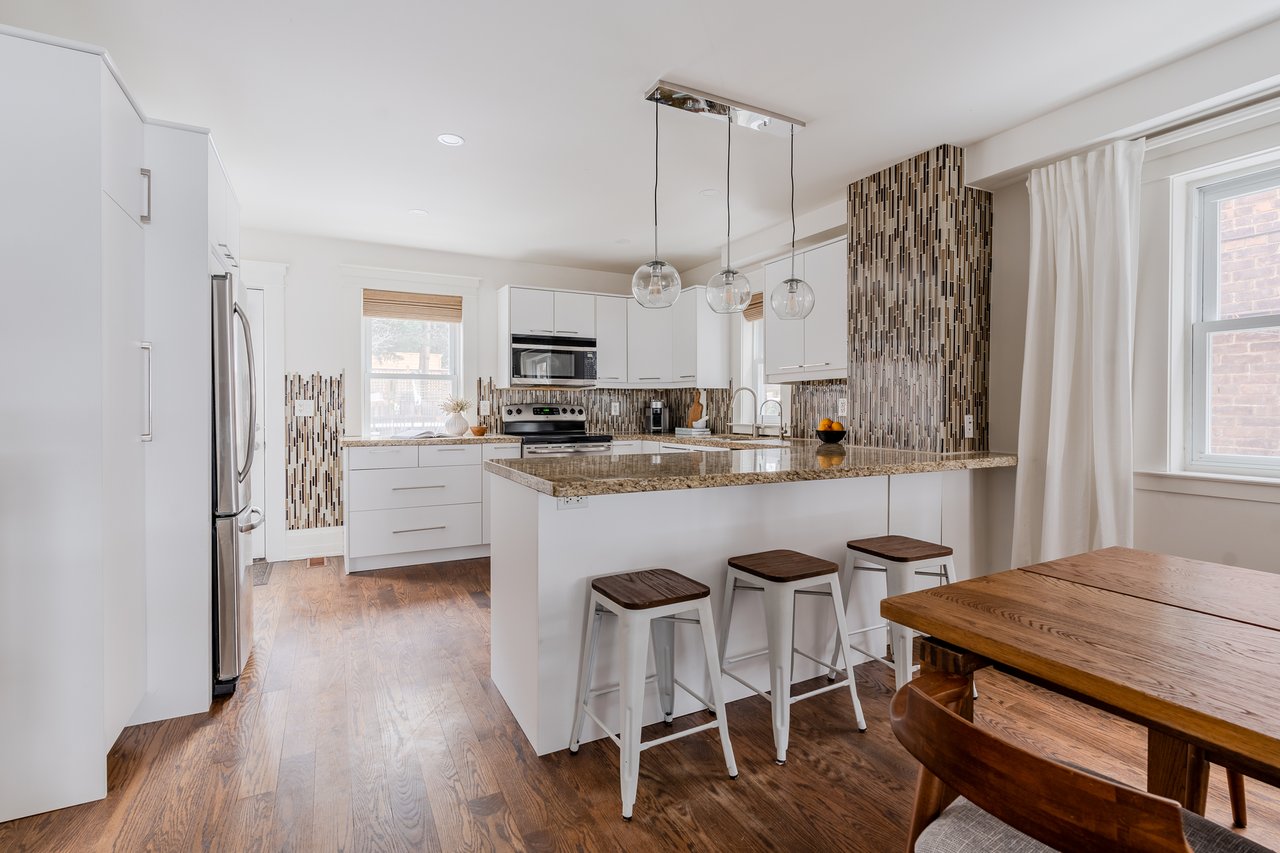 35 Kingsmount Park Rd