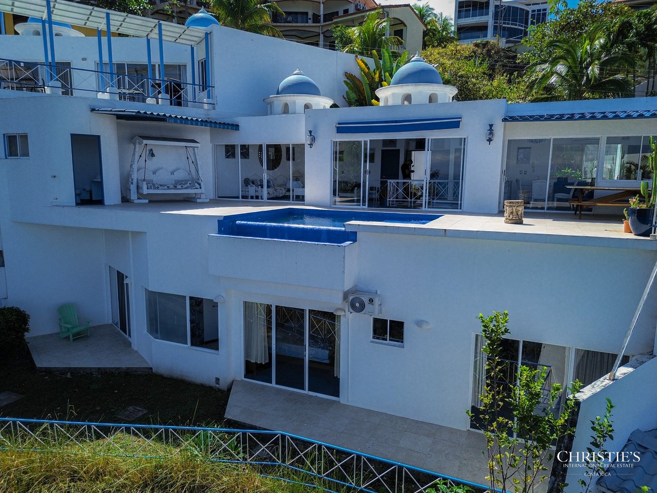 Casa Serena Stunning Ocean View Villa in Punta-Leona Beach