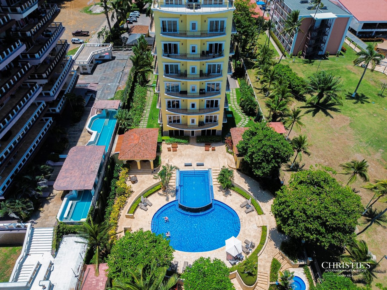 Acqua | Exclusive Oceanfront Living in Jacó