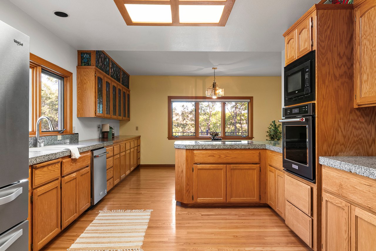 13424 Adrian Drive