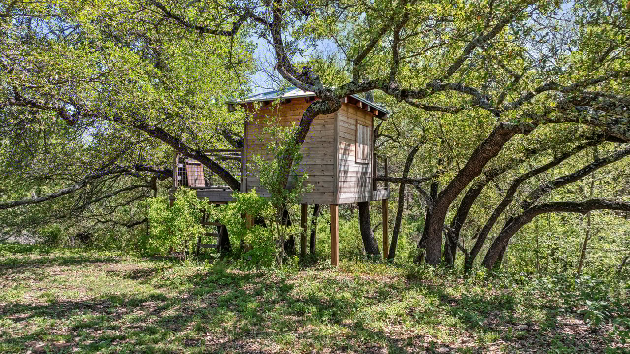 4813 Twin Acres Road