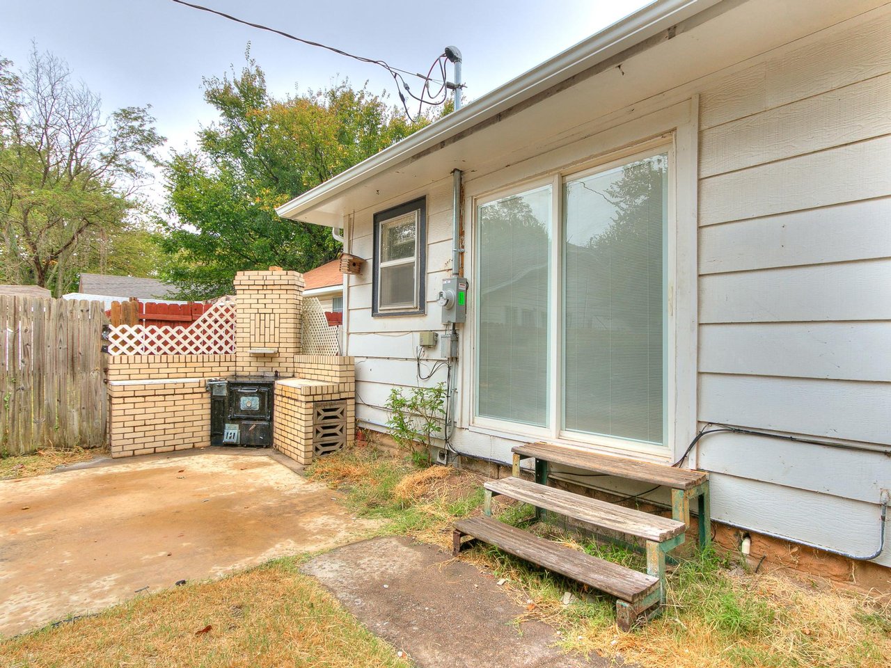 625 West Dewey Street