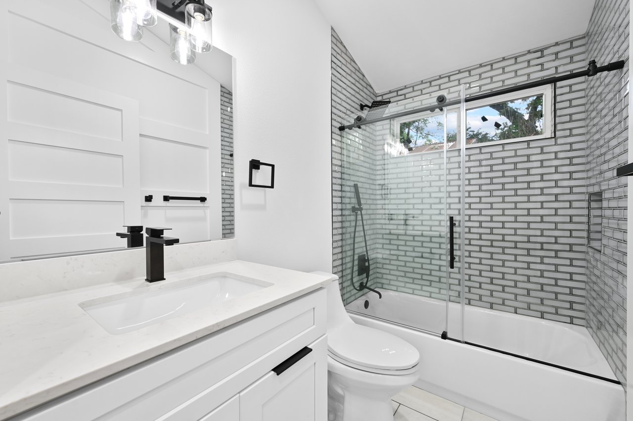 1006 Cherico St