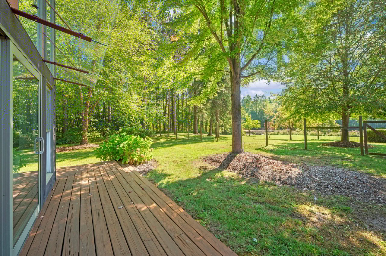 2408 E 800 N, La Porte, IN 46350