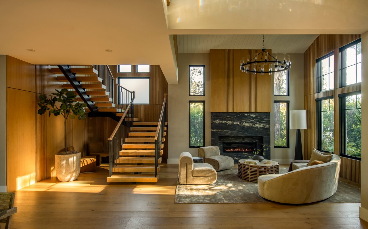 196 S Greenfield Ave, Westwood