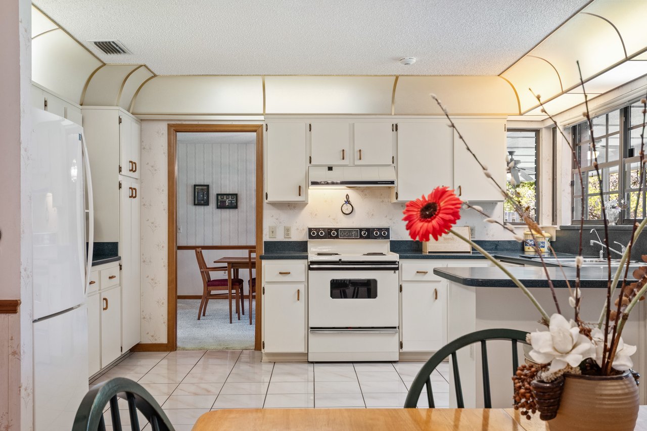 3196 Fairview Drive