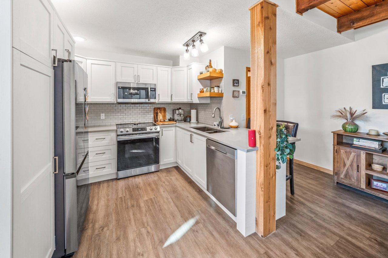 809 5th Street Unit: 3