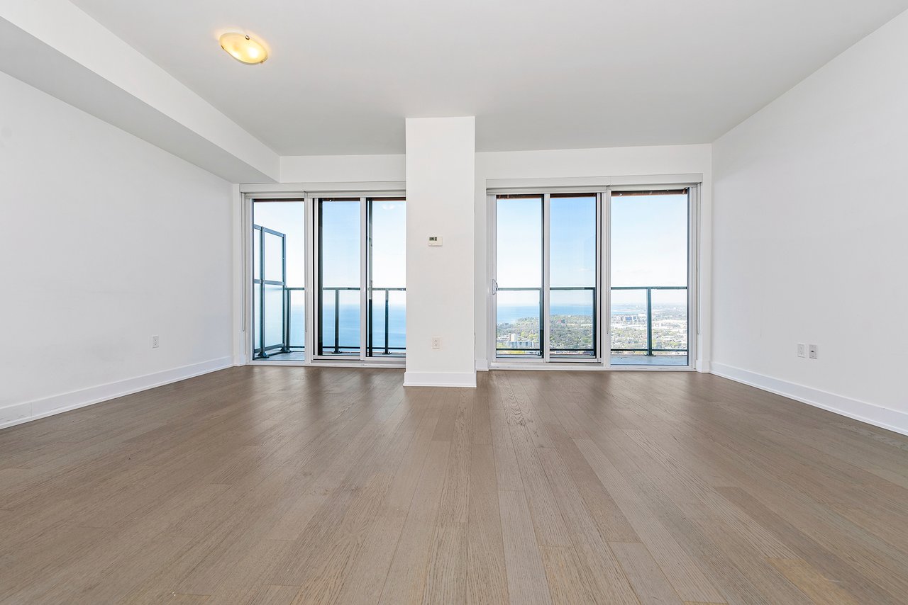 30 Shore Breeze Dr Unit: 5708