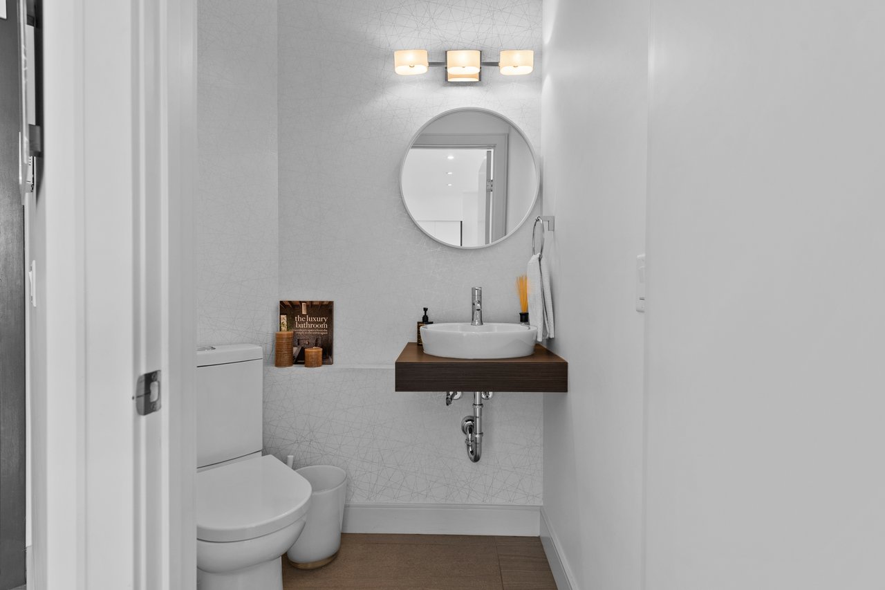 408 13 Street NW Unit: 3