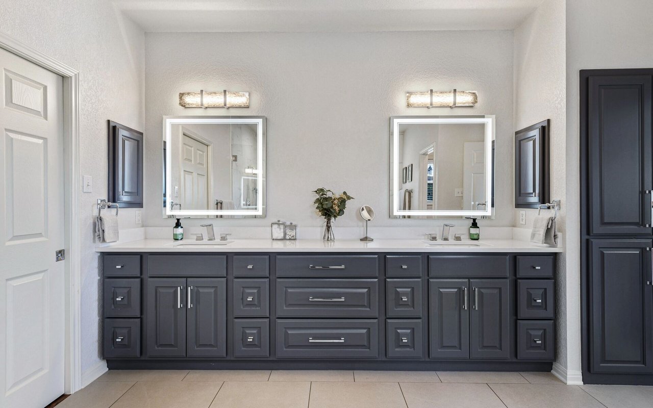 Bathroom Staging Tips