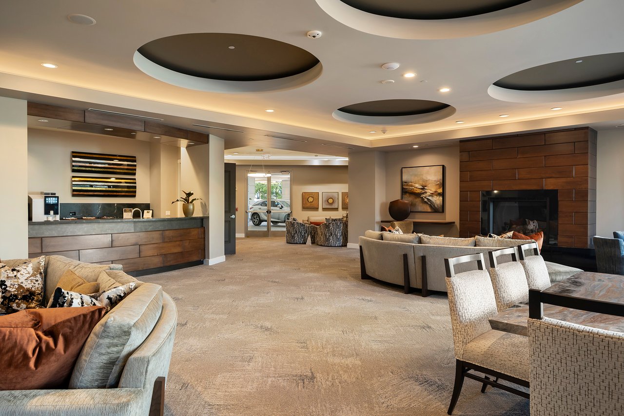 2211 E CAMELBACK Road, 1203