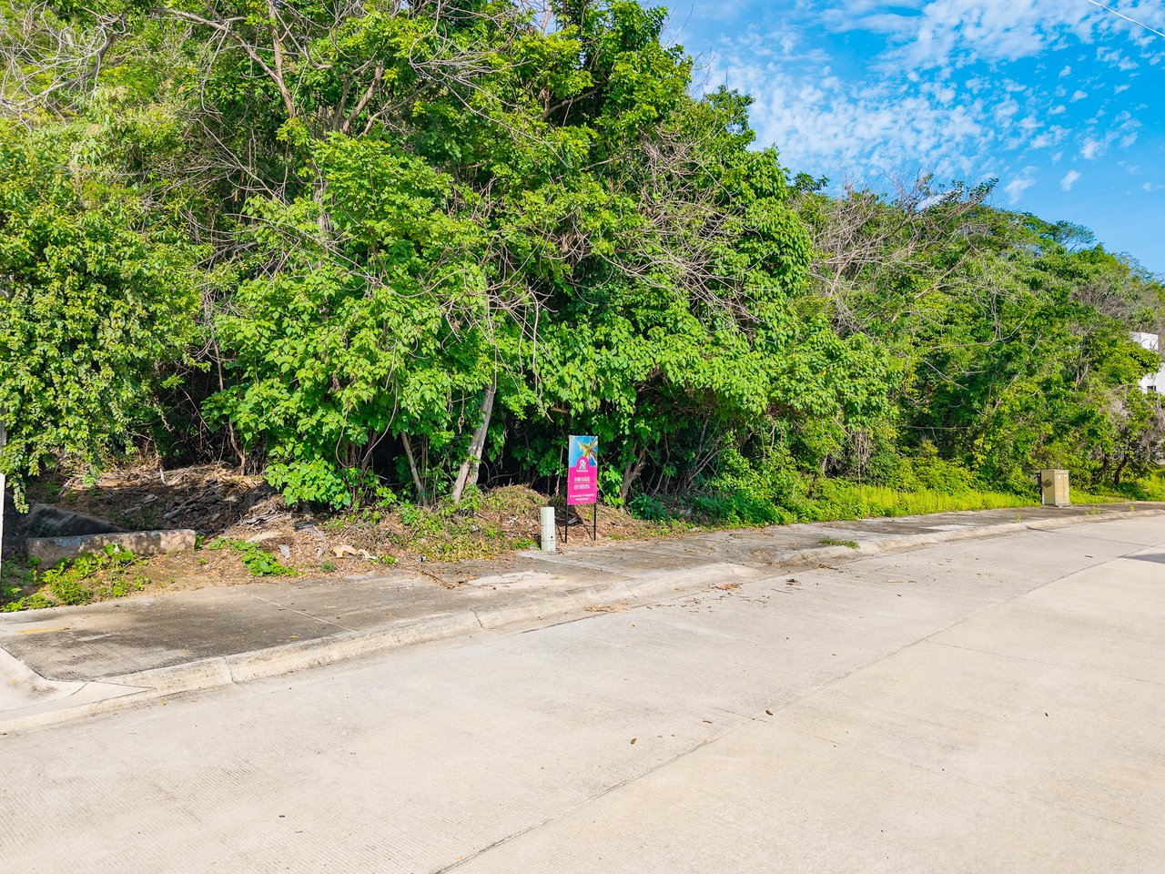 Land, Lot 19, Sector N
