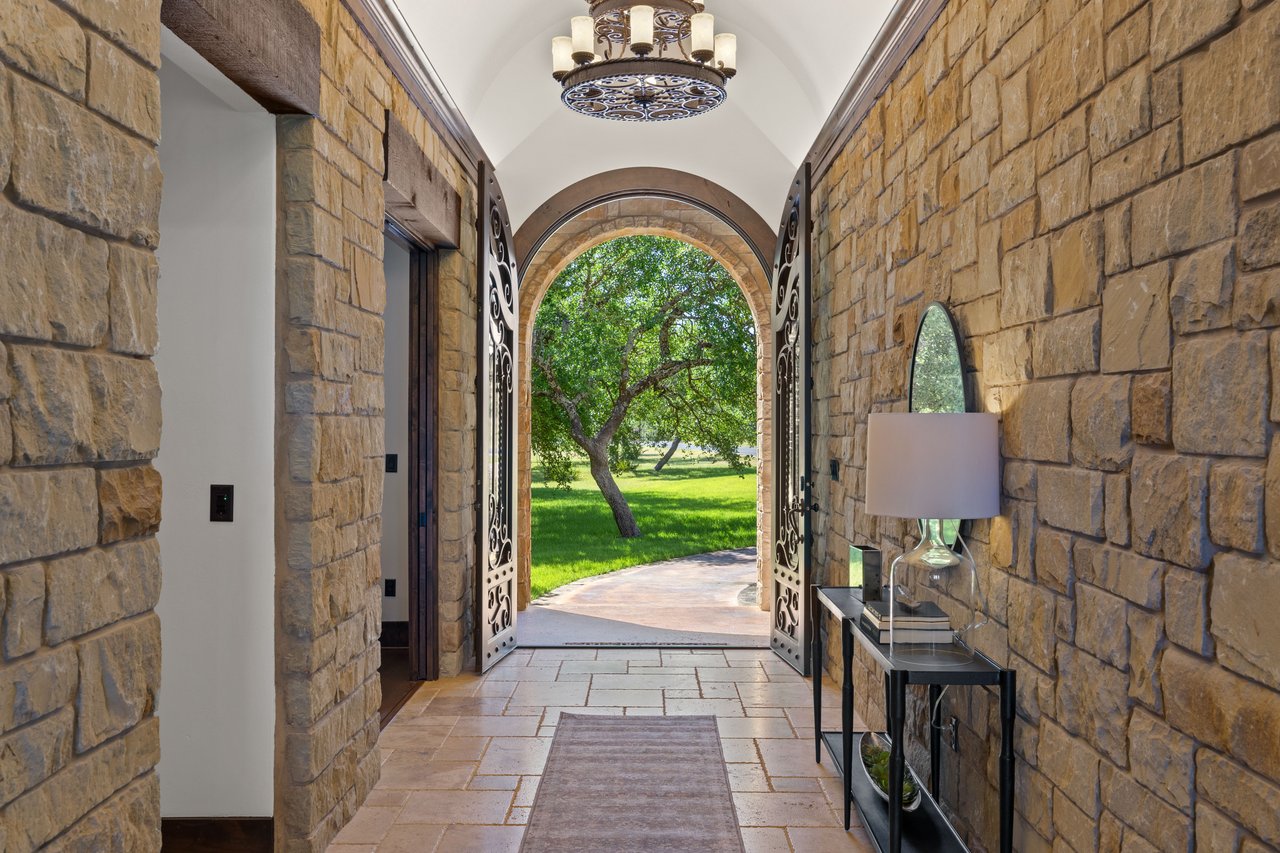 9412 Grand Summit BLVD, Dripping Springs