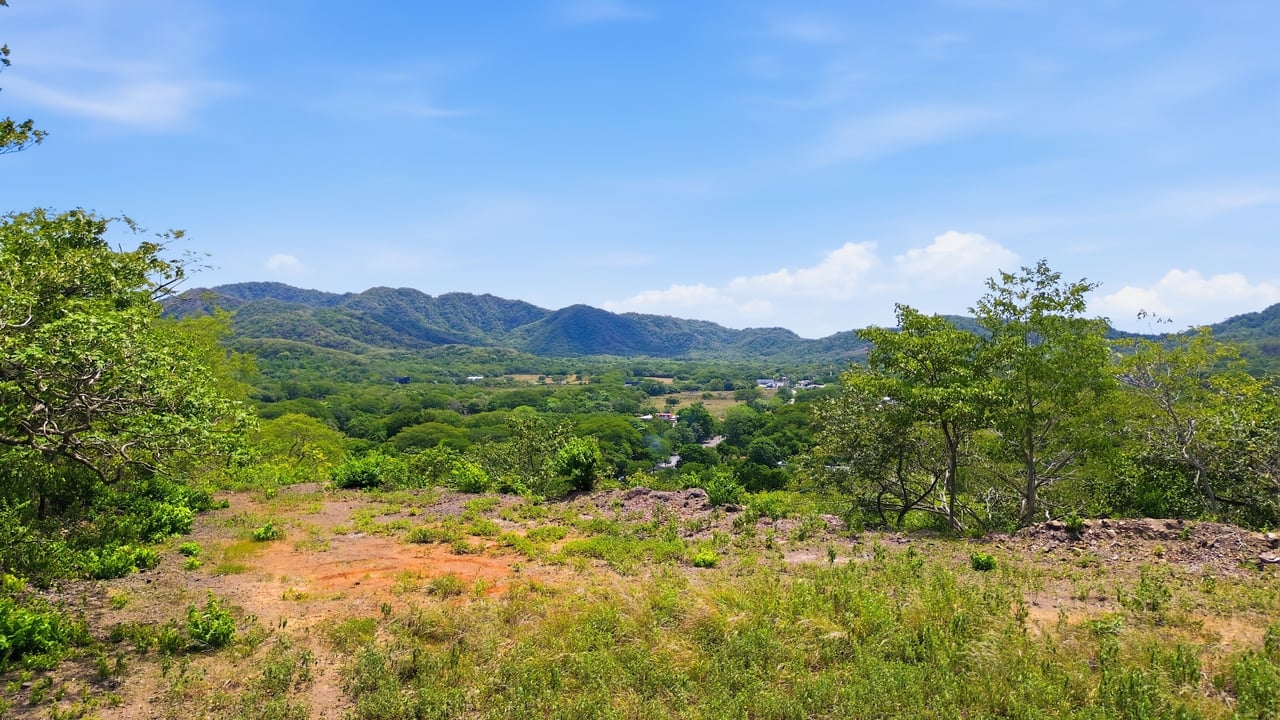 Development Parcel - Valley views - Matapalo