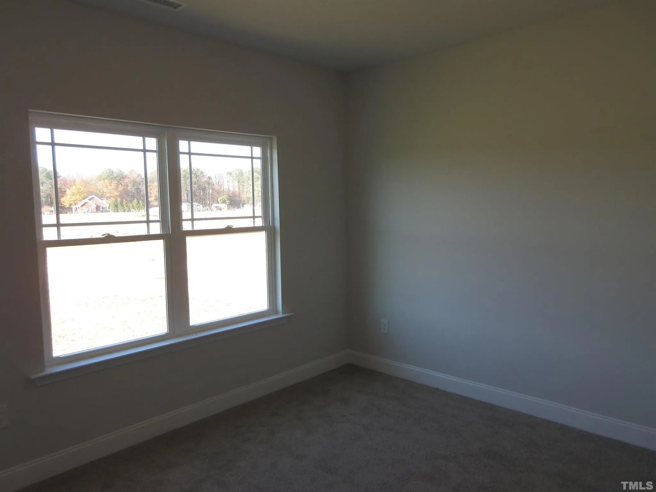 39 N Cousins Ct